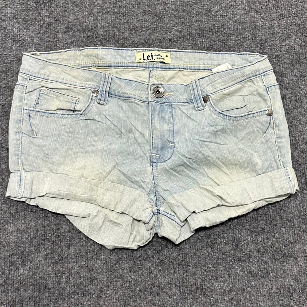 L.e.i. Denim Shorts Womens Size 9 Light Wash Cuffed Hem Low Rise Ashley Trouble